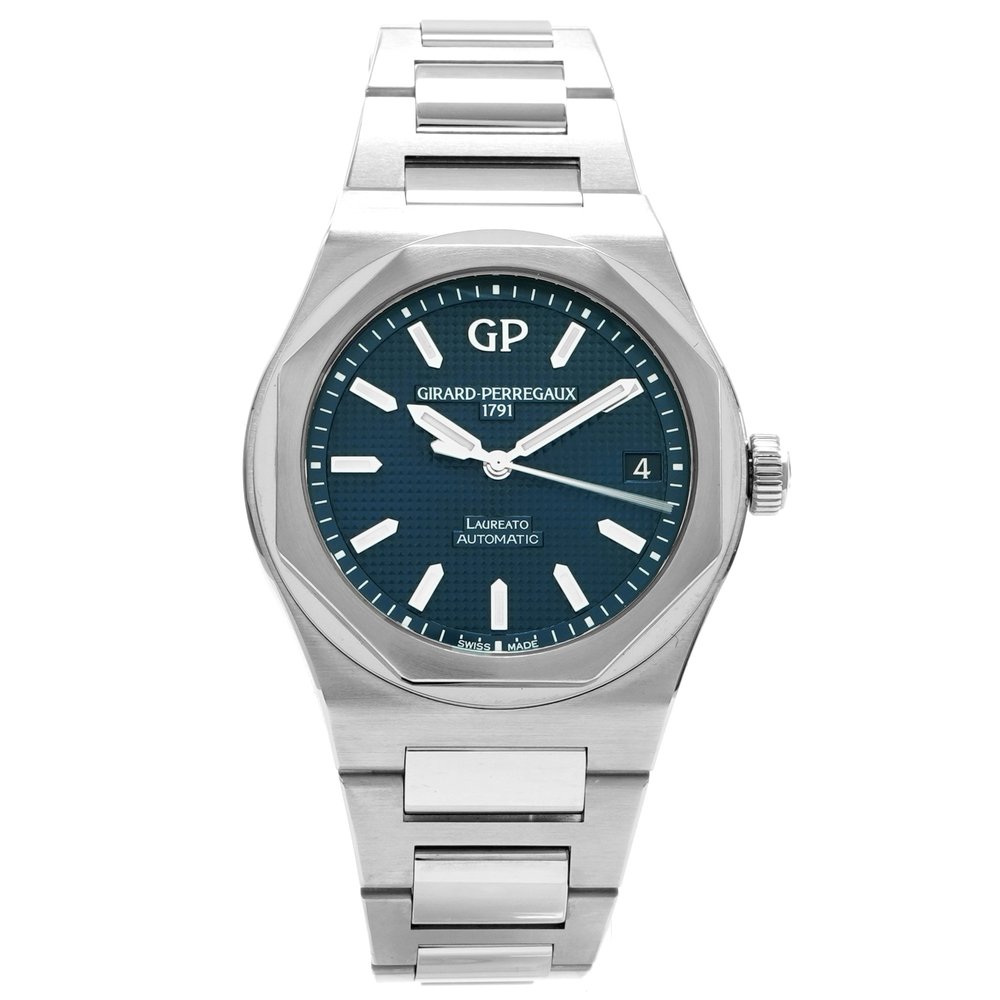 Girard-Perregaux Laureato 42mm Steel Blue Dial