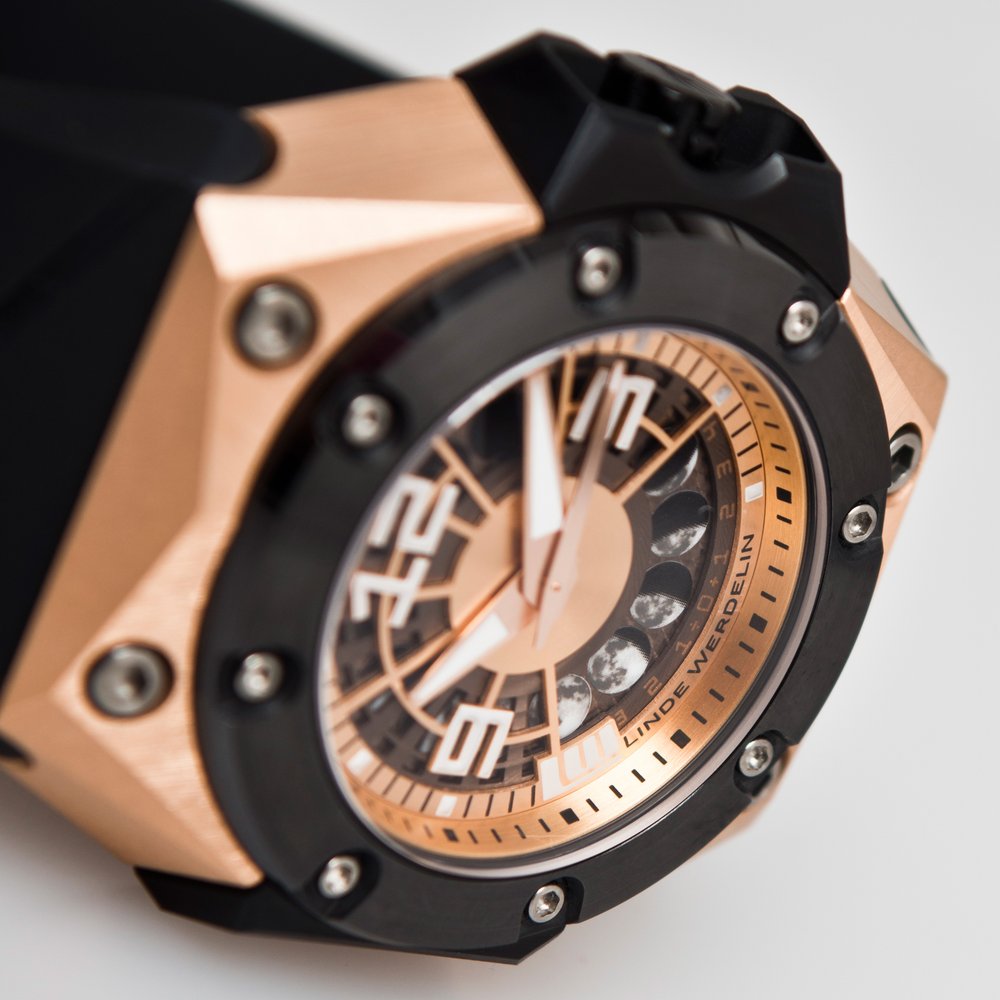 Linde Werdelin Oktopus II Moon Gold
