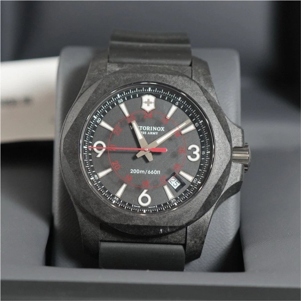 Victorinox Swiss Army I.N.O.X. Professional Diver Carbon Black