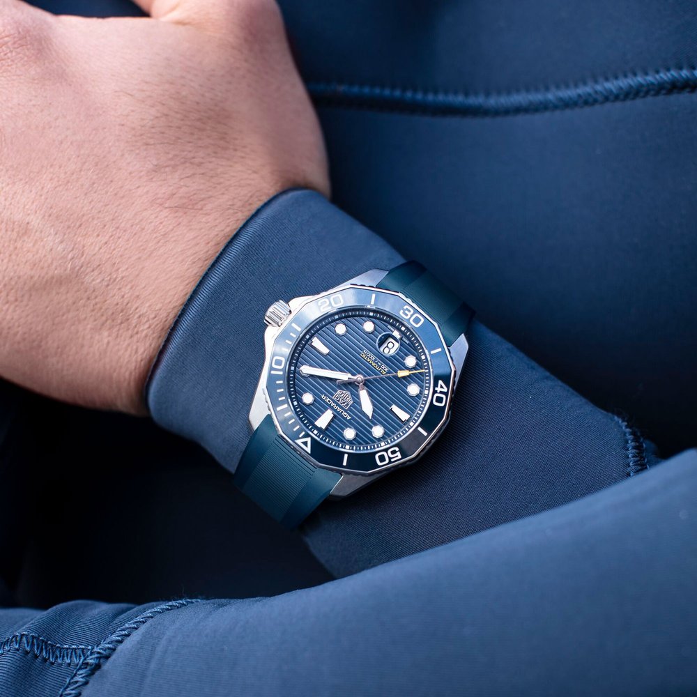 TAG Heuer Aquaracer Professional 300 Referee 43mm