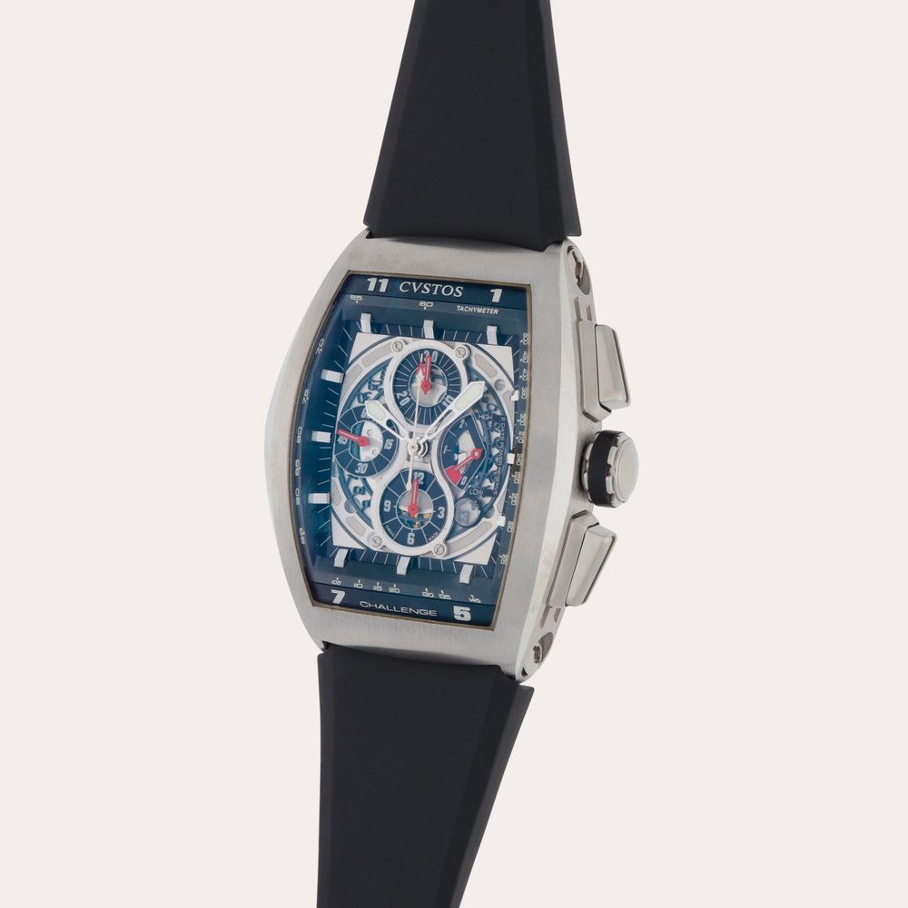 Cvstos Challenge Diver