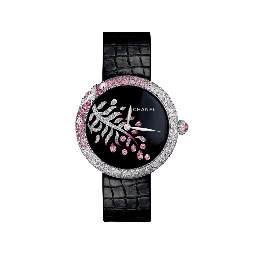 Chanel Mademoiselle Privé Signature Camélia