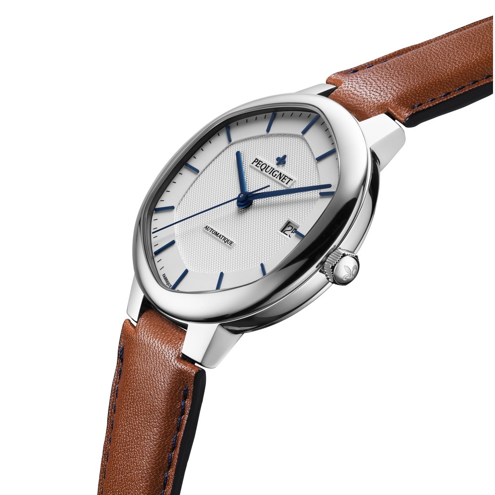 Pequignet Moorea GMT Black