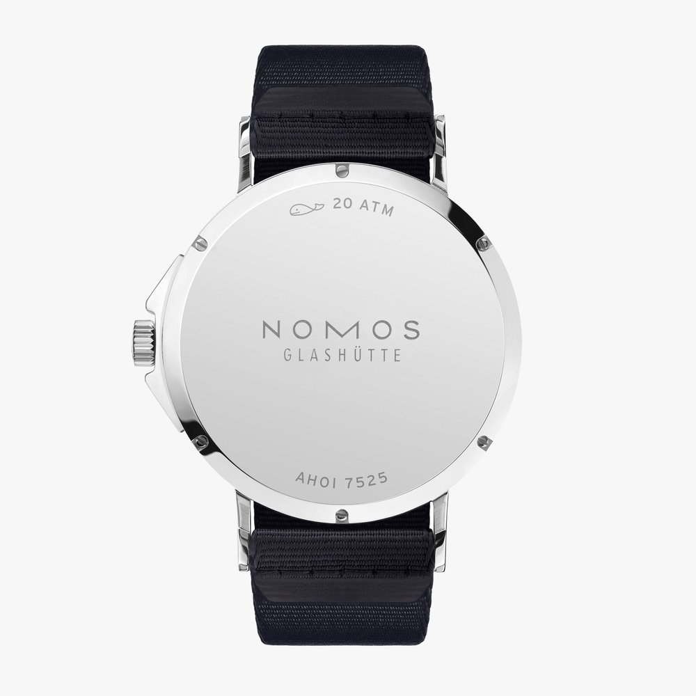 Nomos Glashütte Ahoi Gangreserve