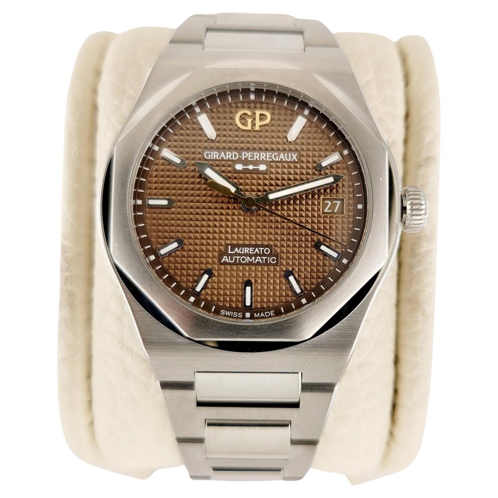 Girard-Perregaux Laureato Skeleton