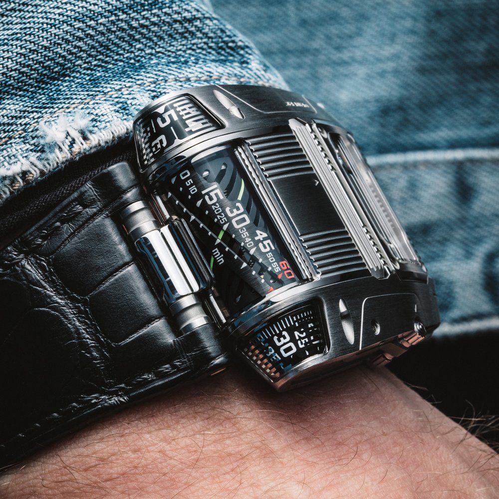 Urwerk UR-111C
