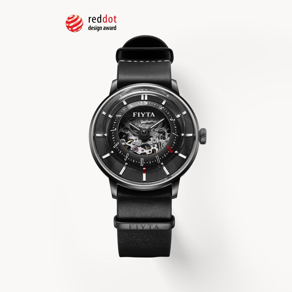 Fiyta Extreme Roadster Open Heart — Black Leather (Automatic)
