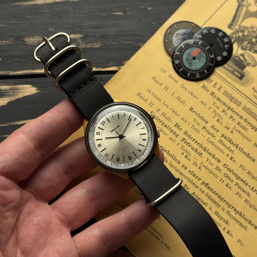 Raketa World Time 24-Hour