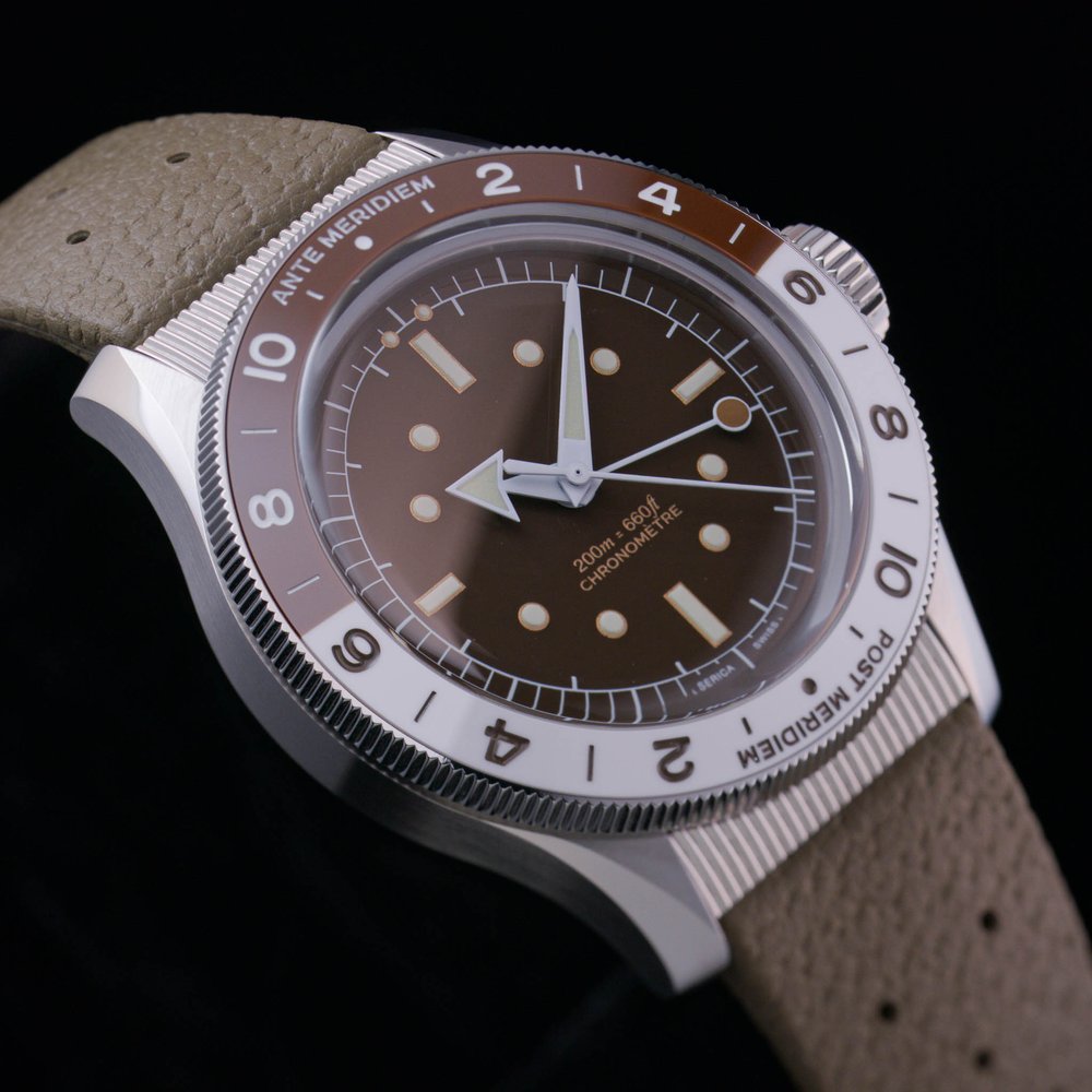 Serica 8315 GMT Desert Red