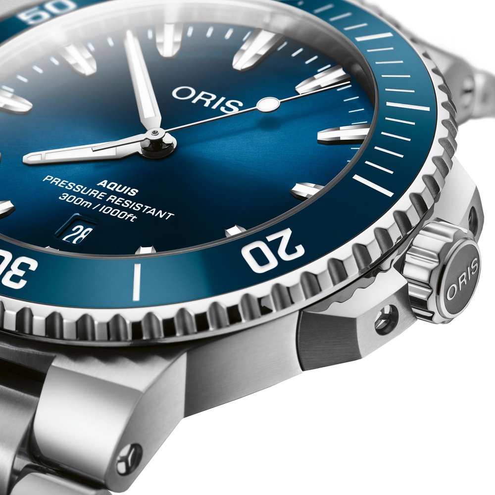 Oris Aquis Date 43.5mm Blue Dial