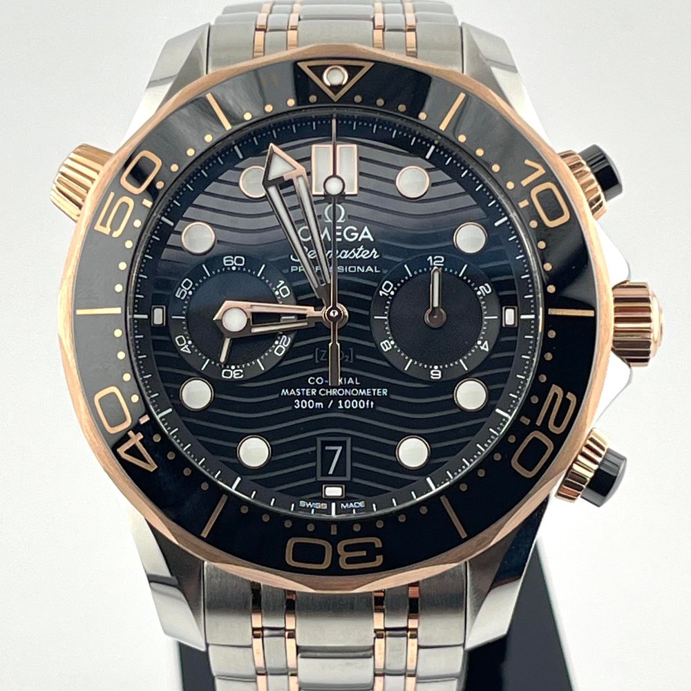 Omega Seamaster Diver 300M Chronograph Sedna Gold