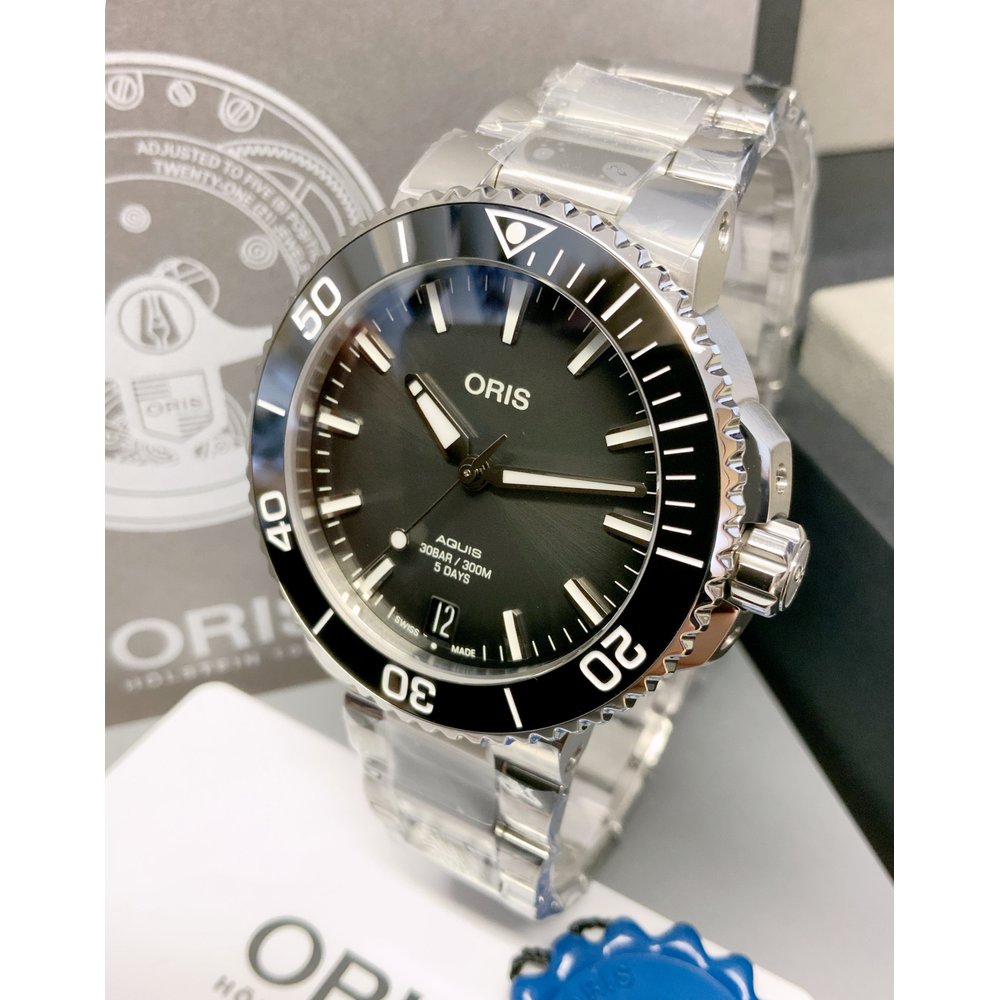 Oris Aquis Date Calibre 400 Black Bracelet
