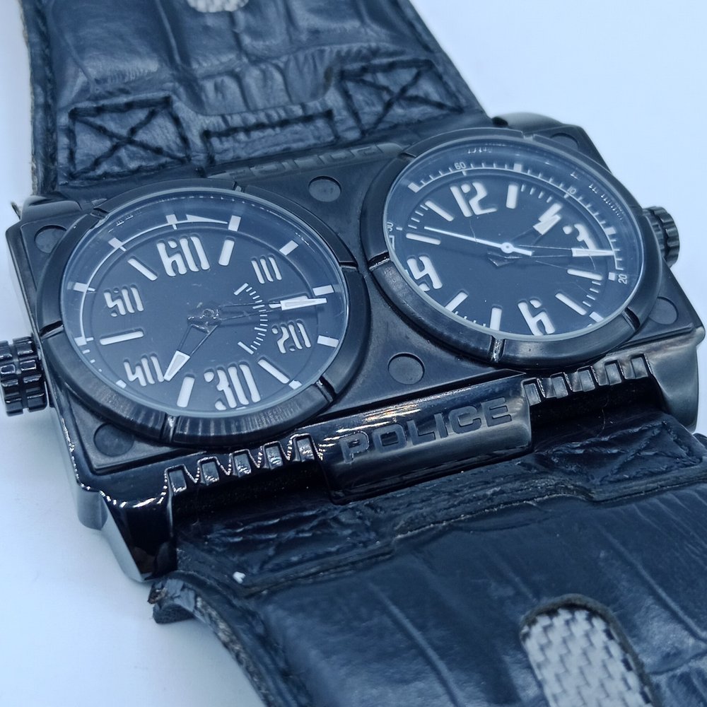 Police Compass