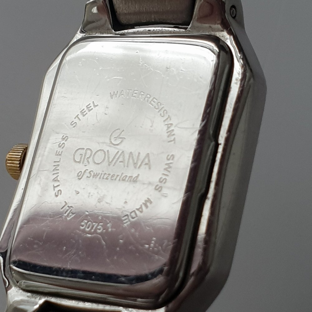 Grovana Swiss Made Date