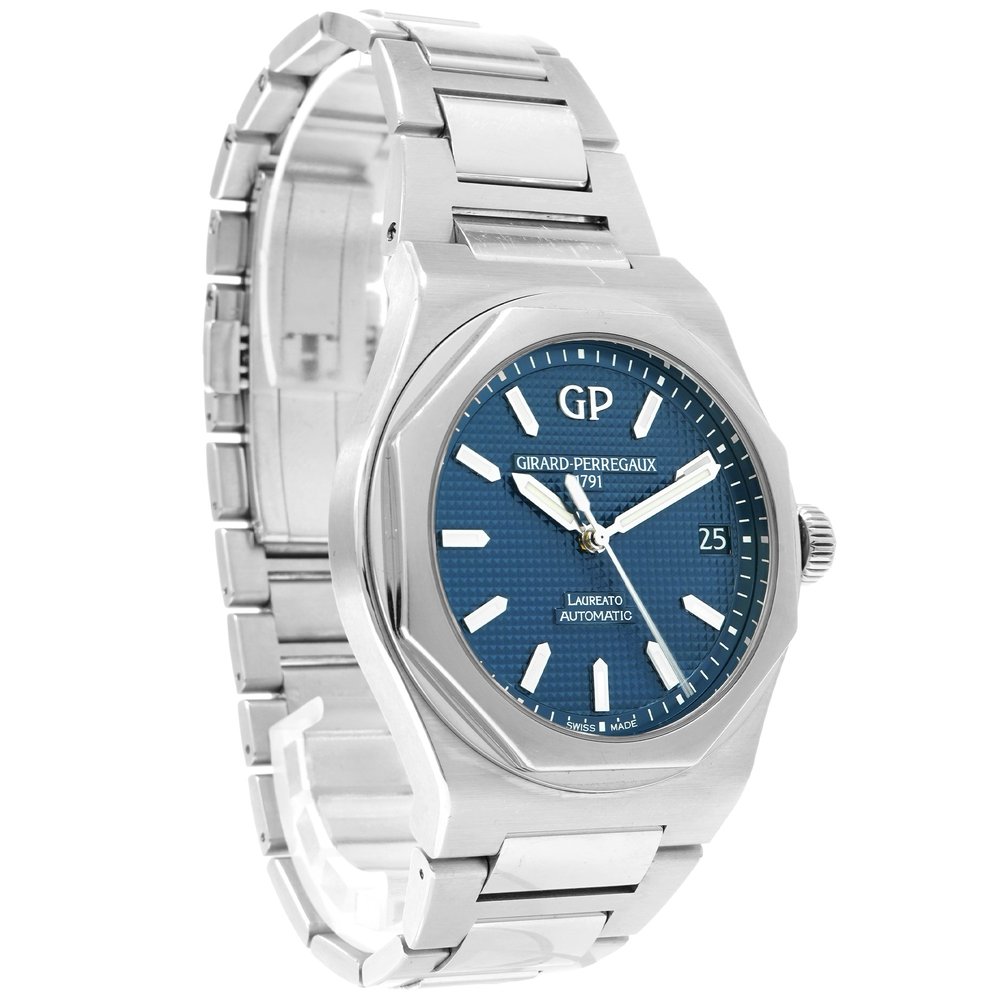 Girard-Perregaux Laureato 42mm Steel