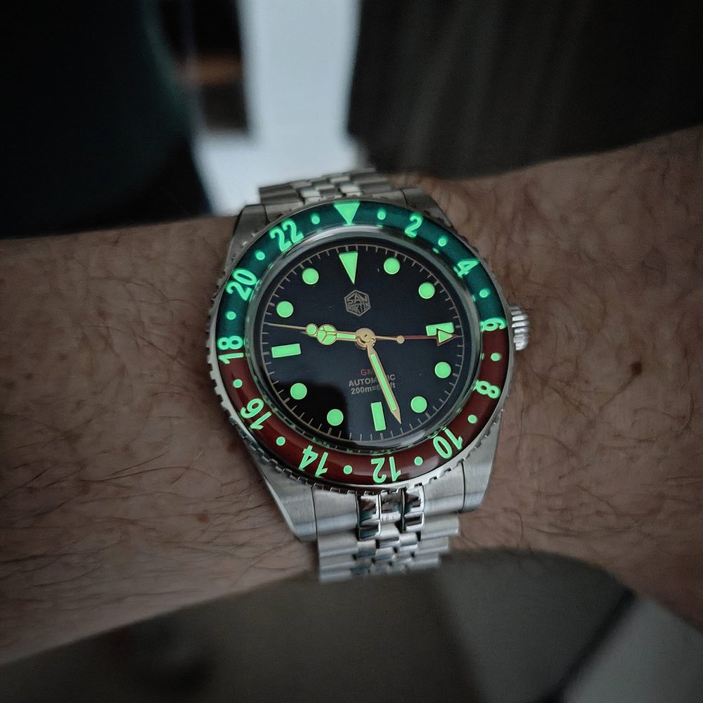 San Martin Vintage Cushion GMT