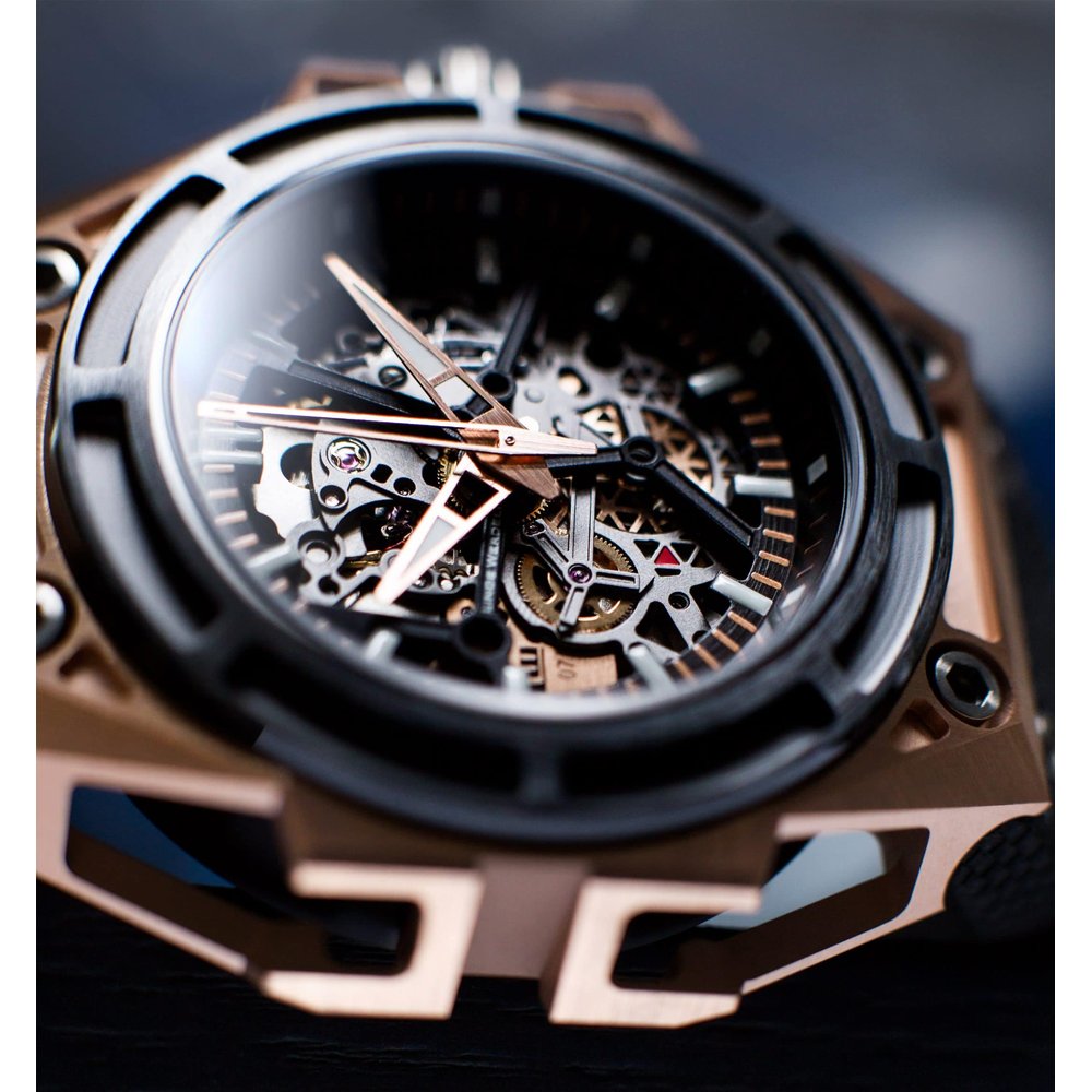 Linde Werdelin SpidoLite Gold 3D Movement