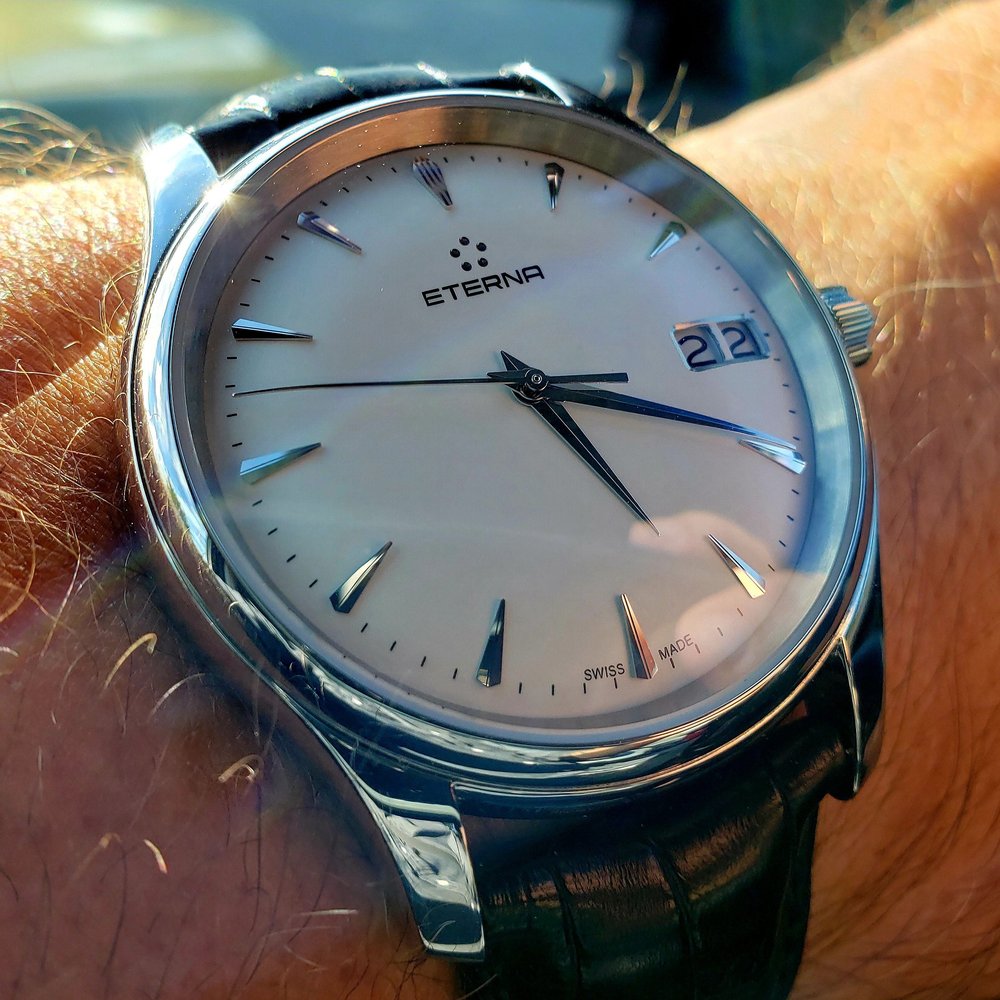 Eterna Vaughan Big Date
