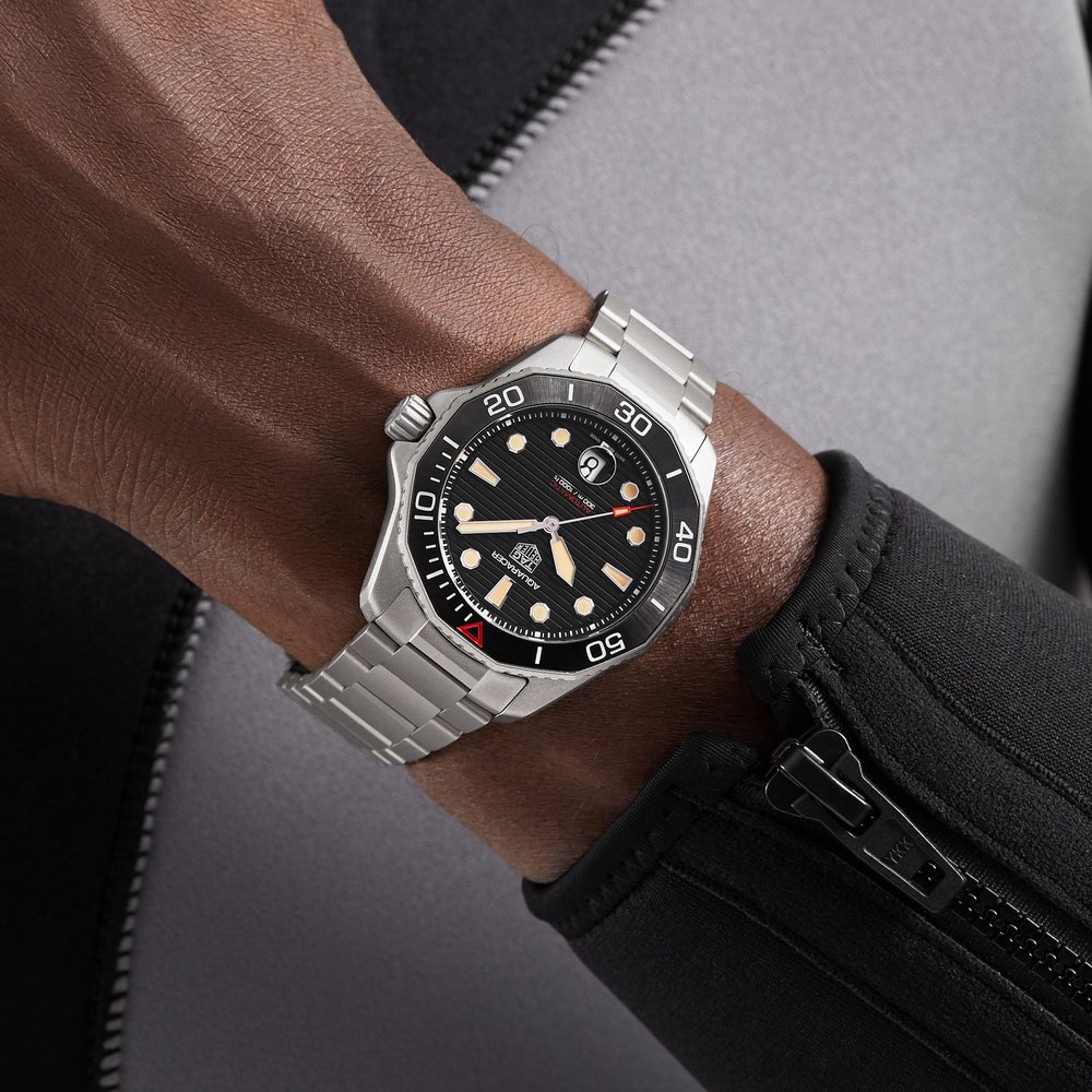 TAG Heuer Aquaracer Professional 300 Quartz 43mm
