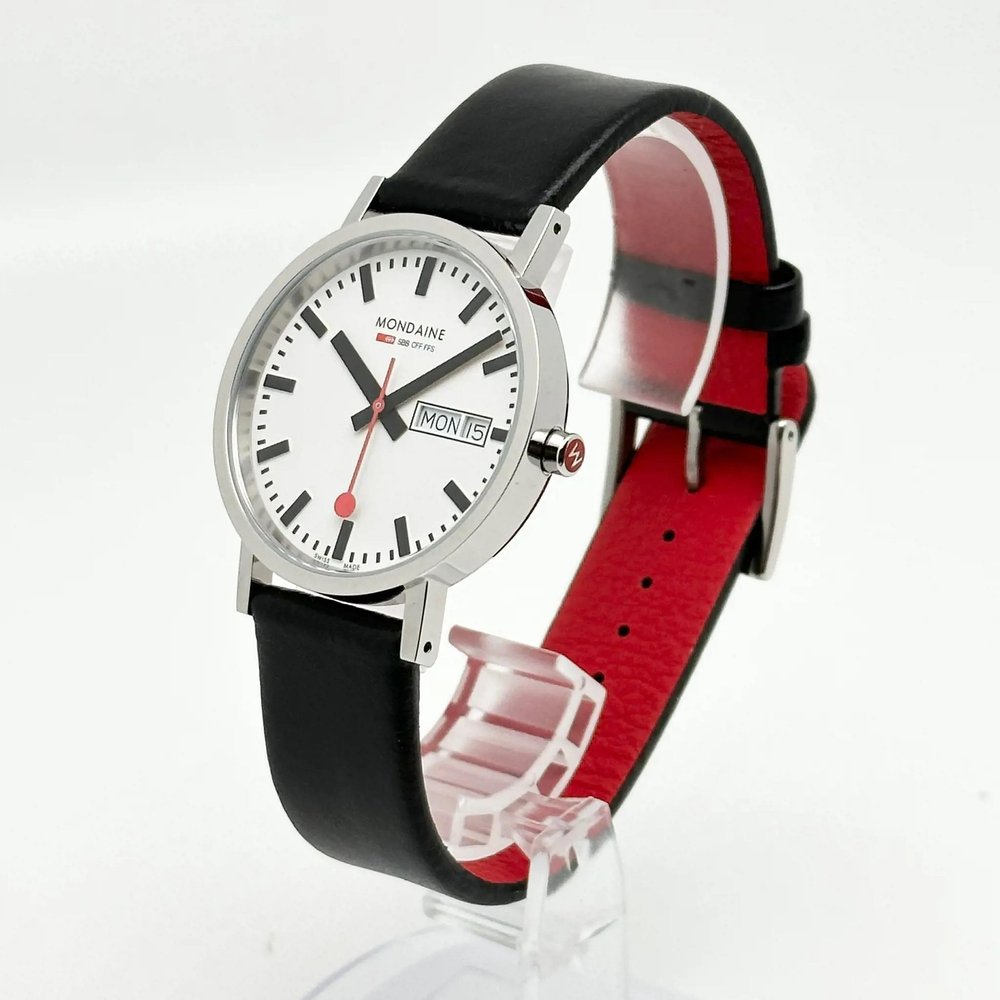 Mondaine Official Swiss Railways Day Date 40mm