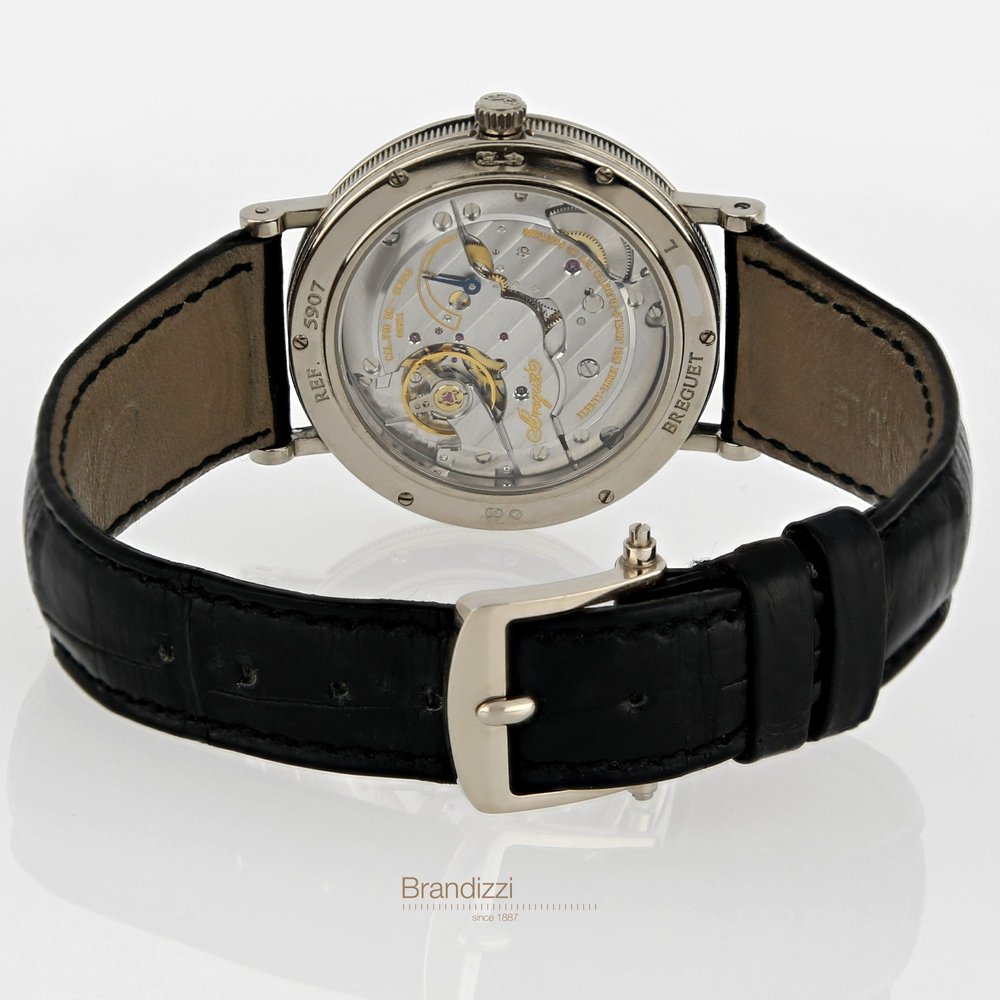 Breguet Classique 5907 Large Date