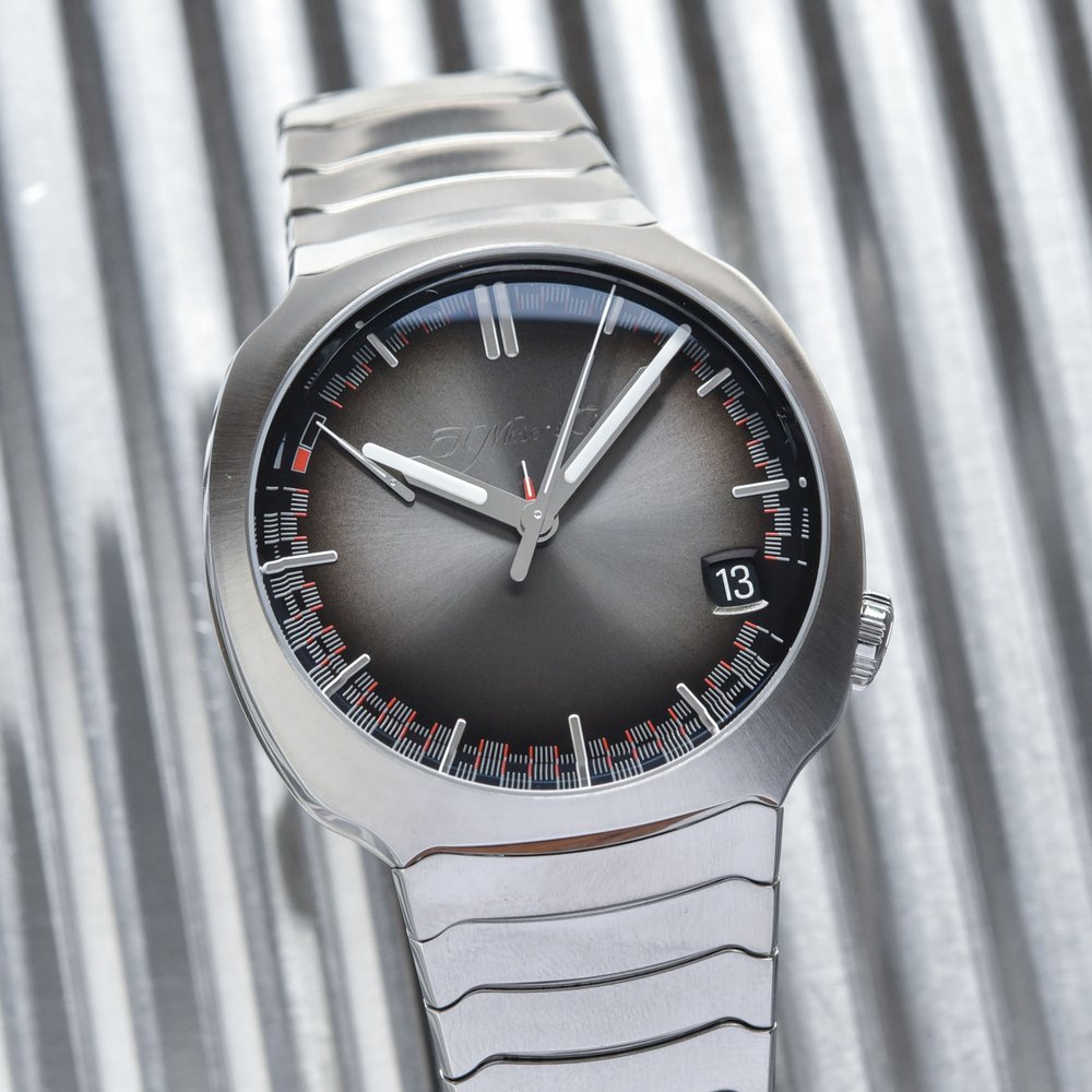 H. Moser & Cie Streamliner Perpetual Calendar Automatic