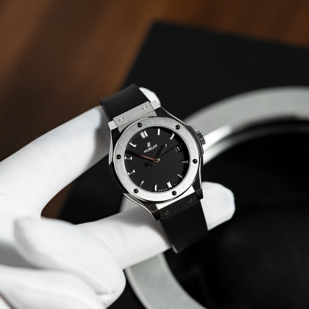 Hublot Classic Fusion 33mm Steel Diamond