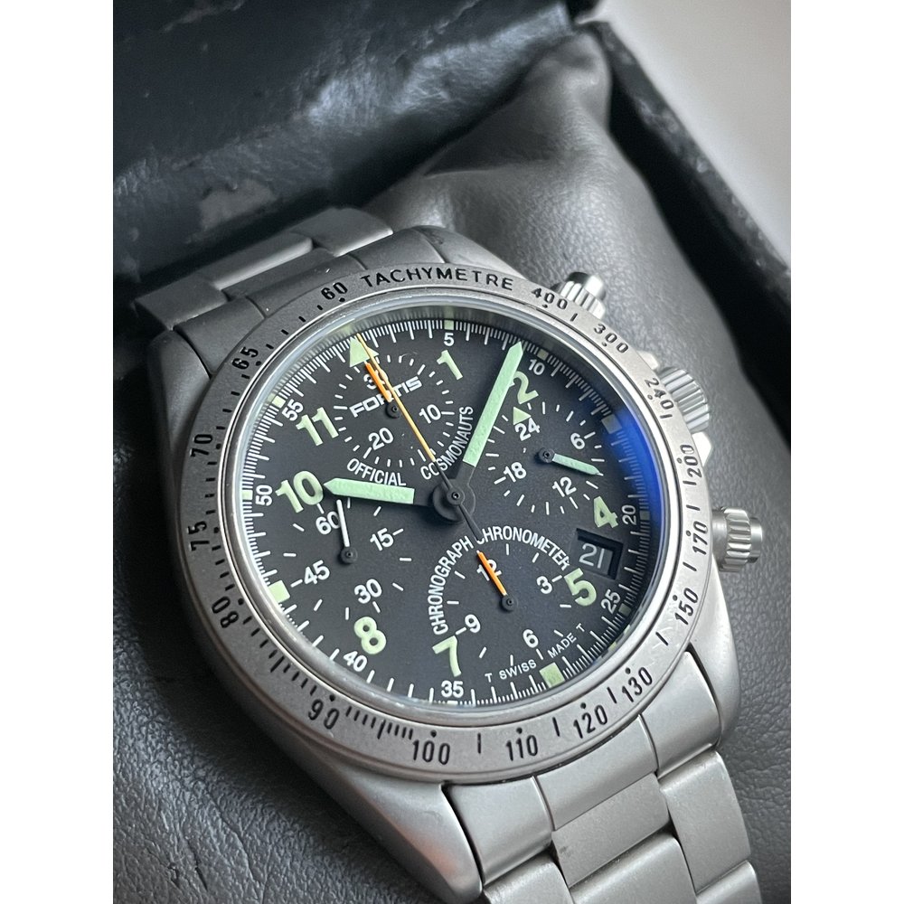 Fortis B-42 Official Cosmonauts GMT