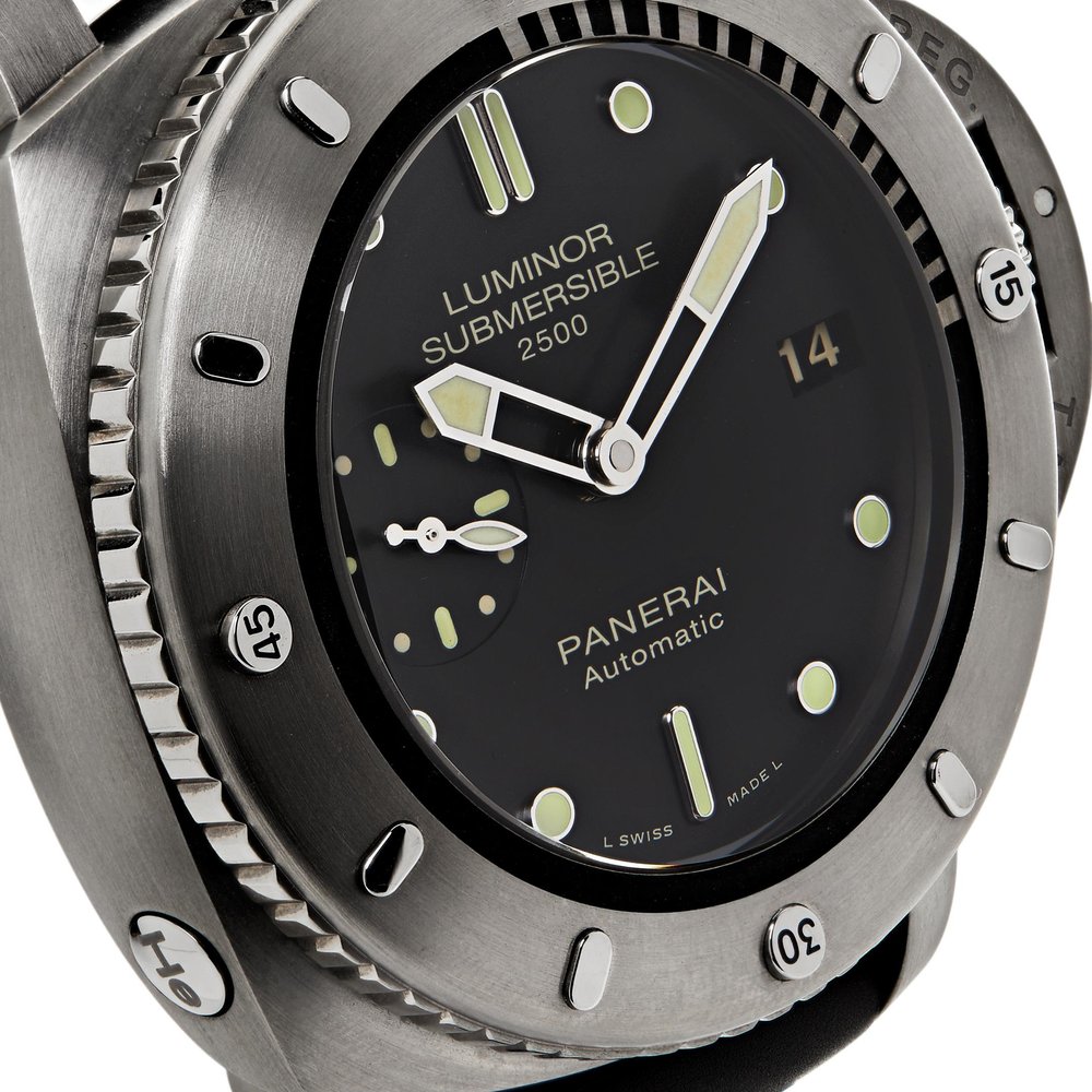 Panerai Luminor Submersible 2500 3 Days Automatic Titanio