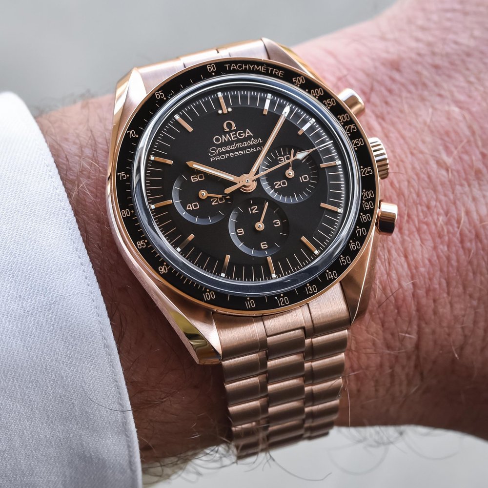Omega Speedmaster Moonwatch Gold Sedna