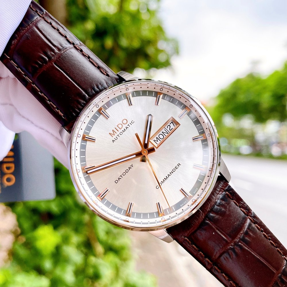 Mido Commander Moonphase