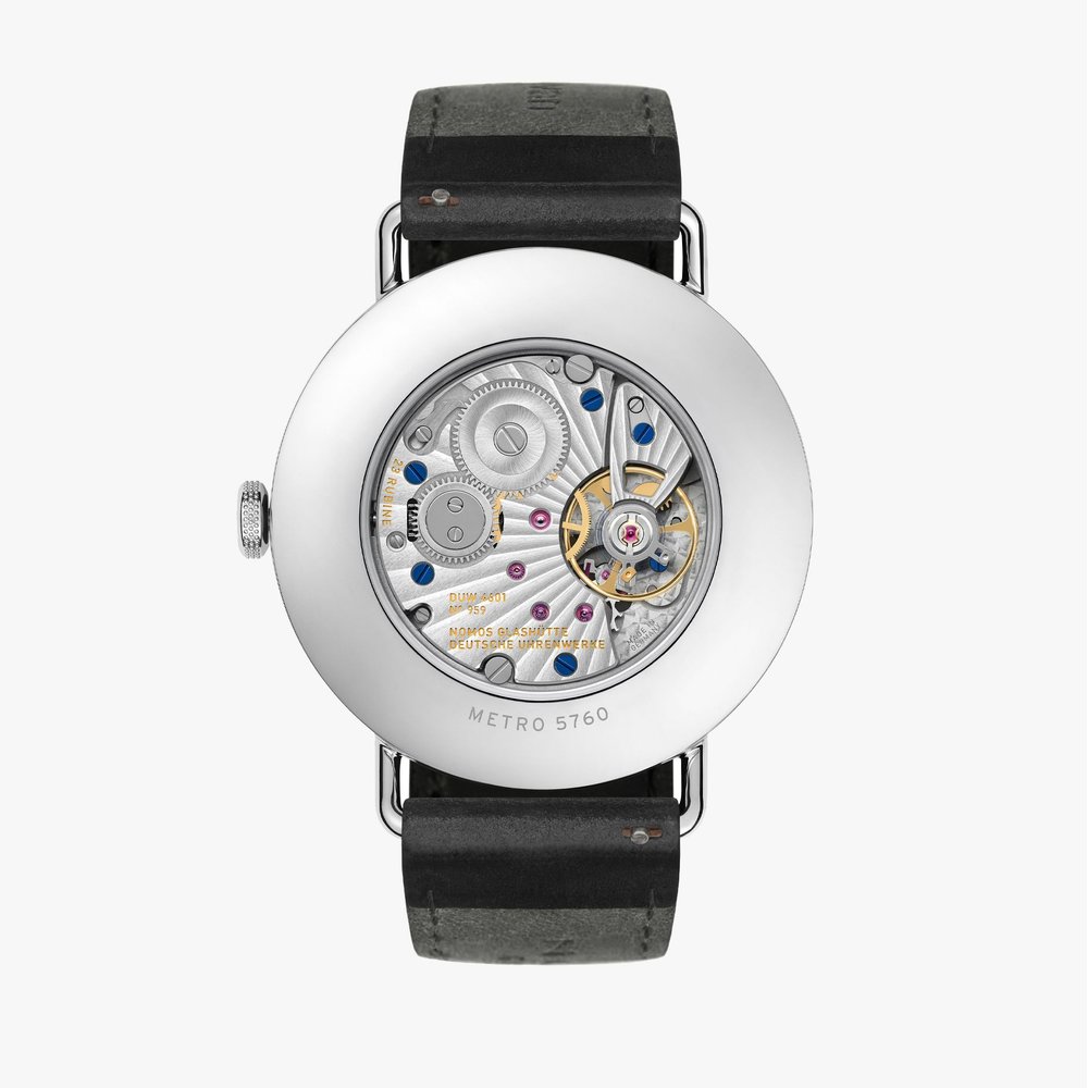 Nomos Glashütte Metro 38 Datum Gangreserve