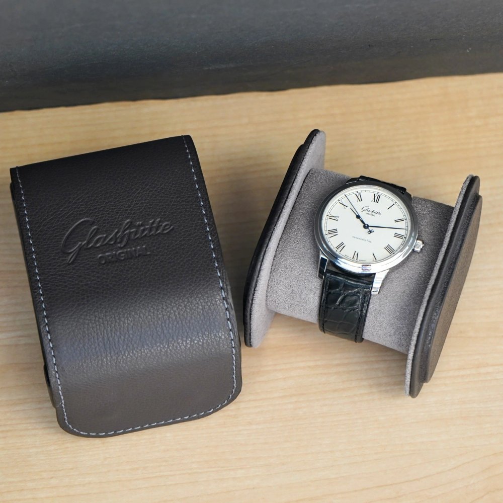 Glashütte Original Senator Hand Date